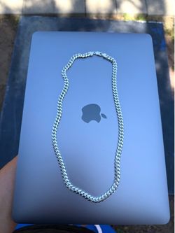 Silver cuban link chain 22inch