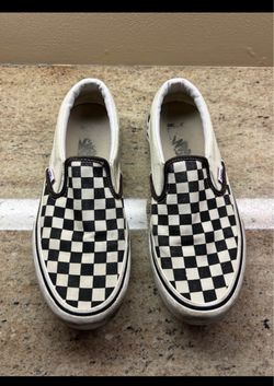 Men’s Shoes Size 8 Checkered Slip-On Vans