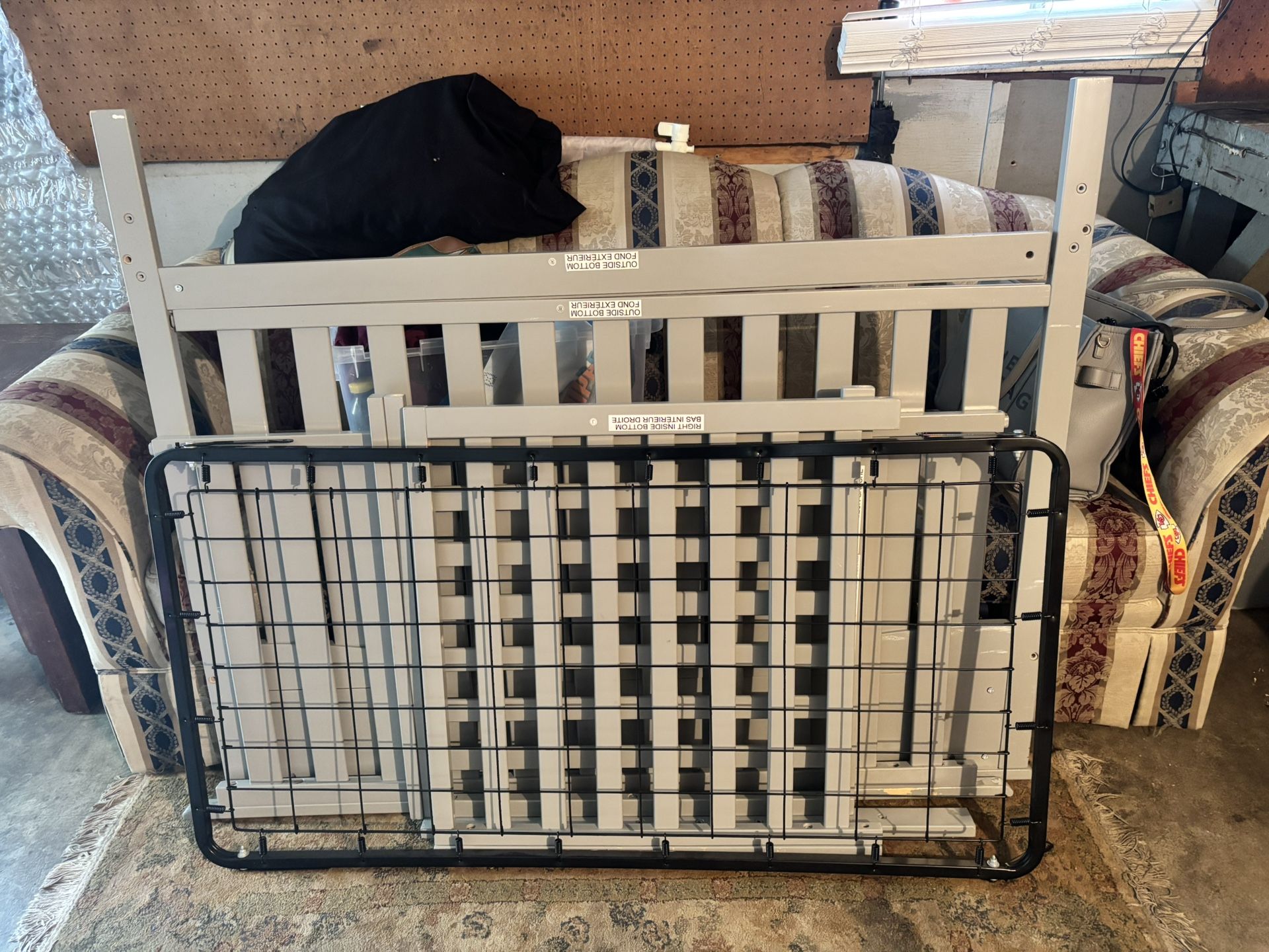 4-1 Convertible Baby Crib