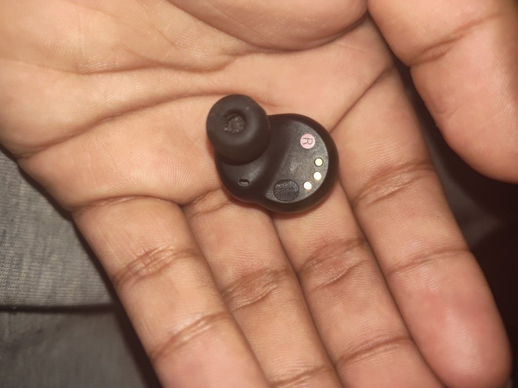 sony wh-1000xm4 right earbud