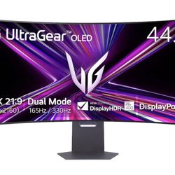 LG UltraGear 45 Inch 5K Dual Monitor