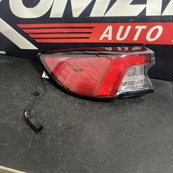 2020-2023 Ford Escape Taillight 