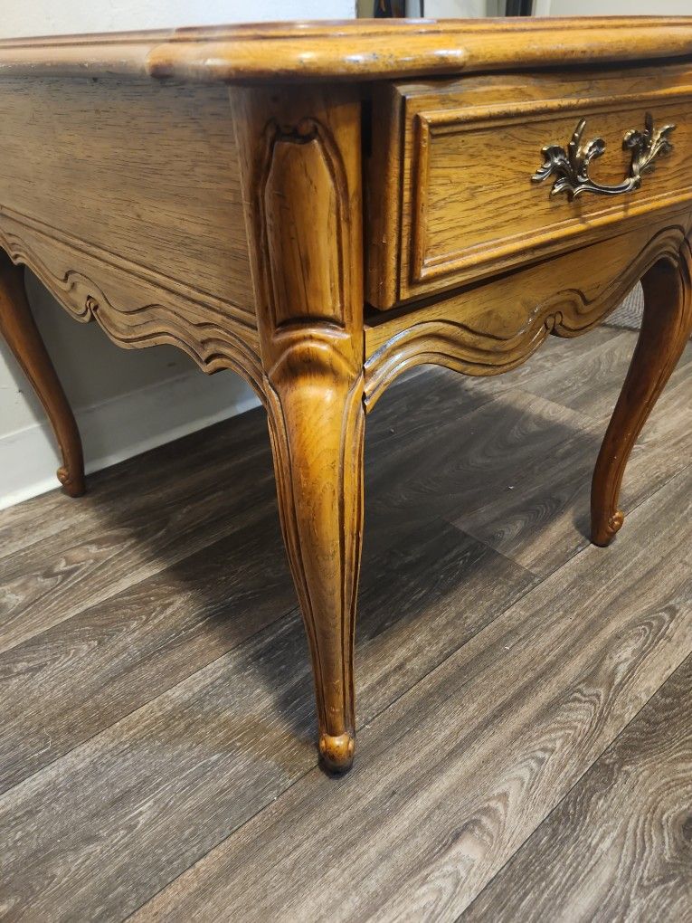 End Table W/drawer