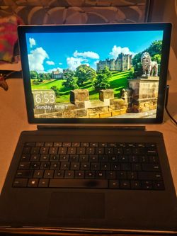 Microsoft Surface Pro 5 Bundle - Intel i5 | 8GB RAM | 256GB SSD (With Keyboard & Charger)