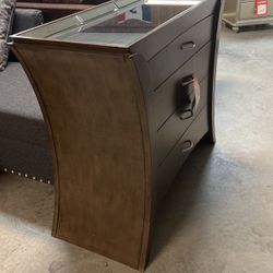 Accent piece $588
