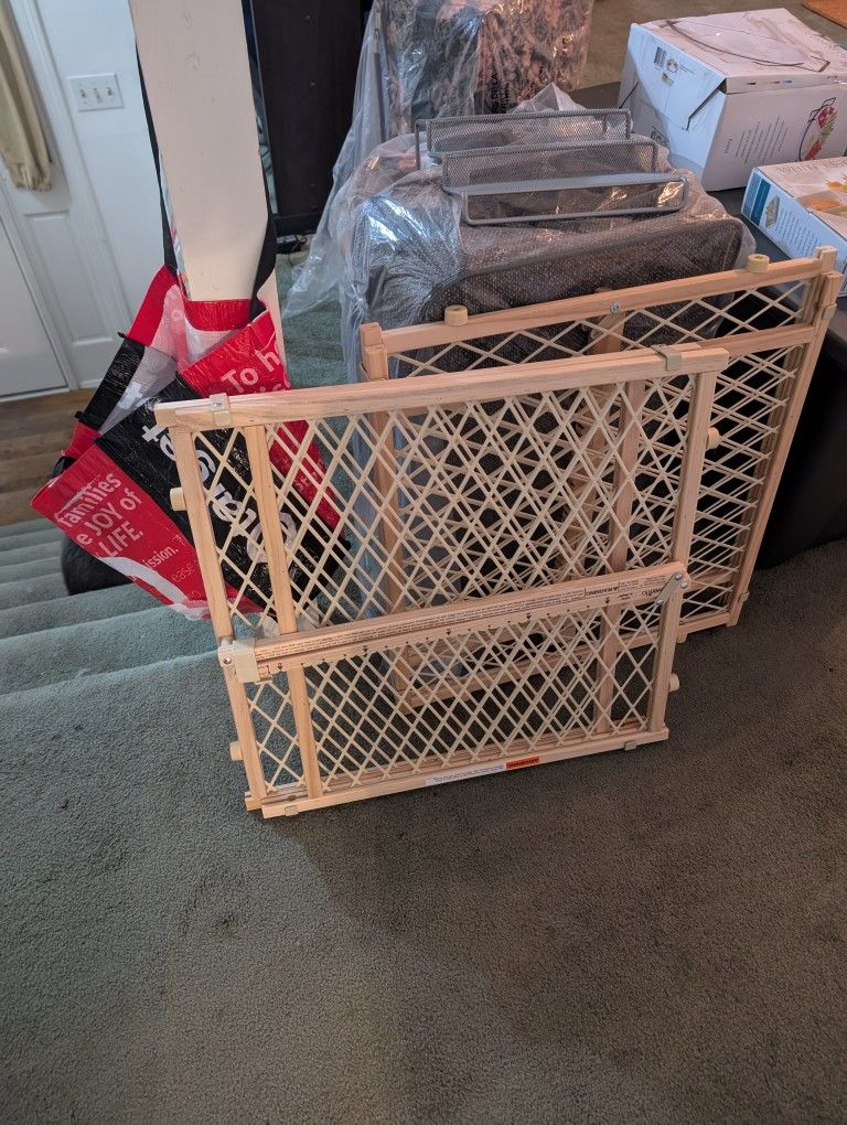 Baby gate