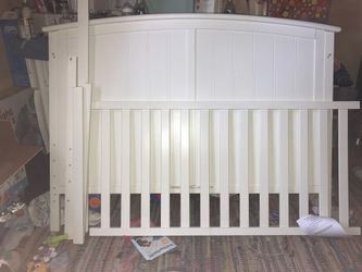 Baby crib