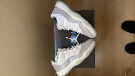 Air Jordan 11 Retro Low Cement Grey Size 11