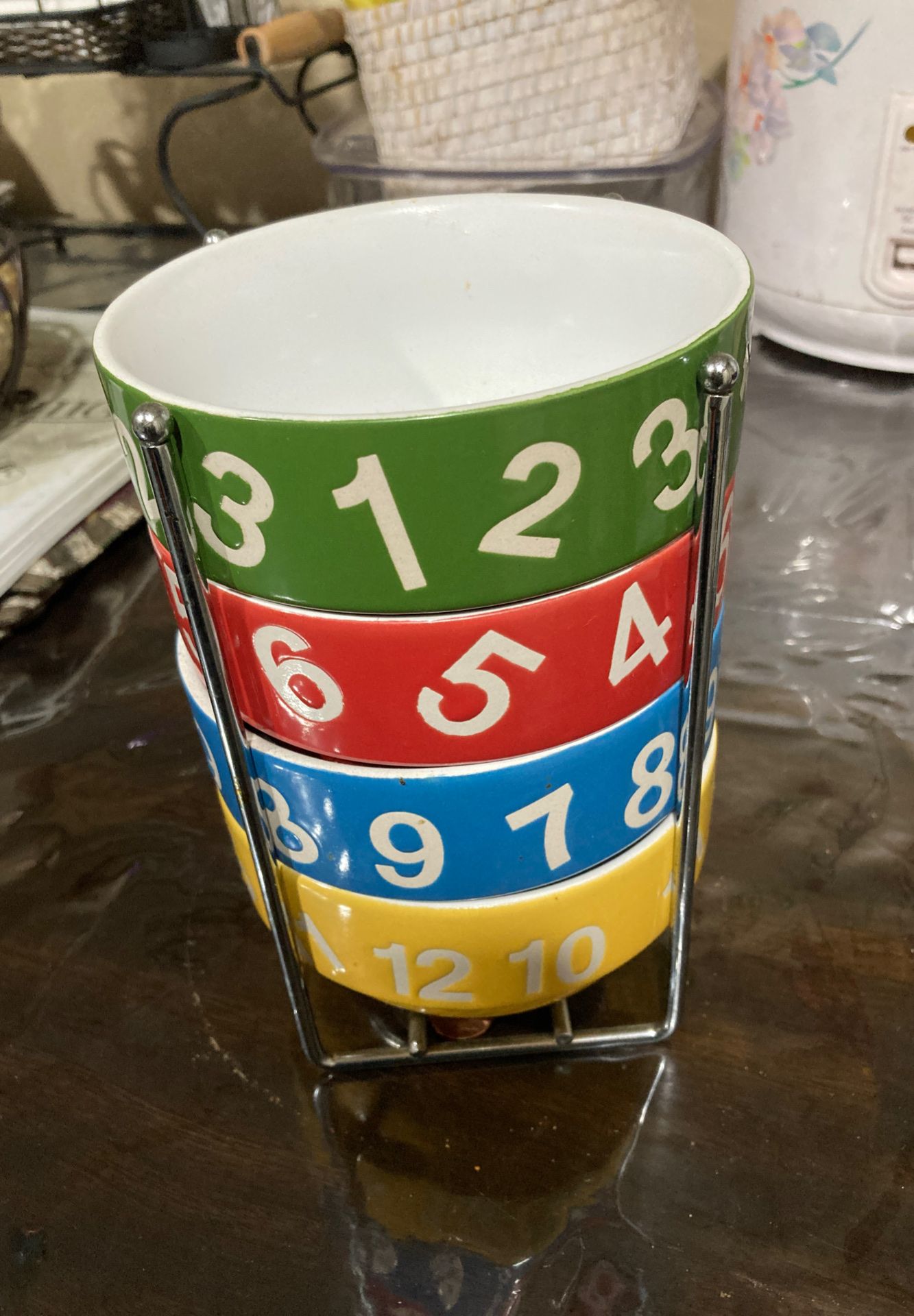 4pcs multi color bowls with stand