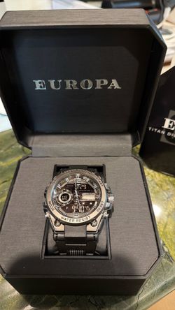 Europa Titan Digital Chronograph Watch