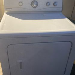 Secadora de gas, trabaja muy bien, la estamos dando por el precio de $140