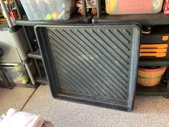 Ultra tech spill containment system heavy duty containers 41” by 41” and 5” tall utility tray is designed to prevent mess by catching drips and spill