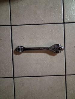 Thorsen tools USA made 12-19 multi socket dogbone good handy tool