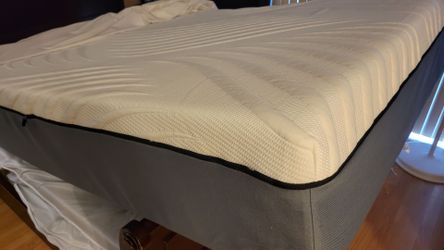 Queen matress