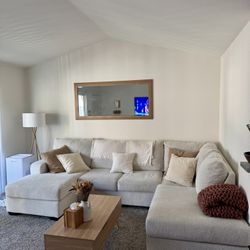 Sectional Sofa - Excellent Condition!