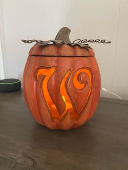 Kirkland monogram pumpkin light-up initial W