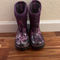 Girls Bogs Boots Size 9