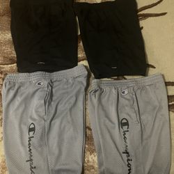 $15, 4 Boys Shorts XL And XXL (18)