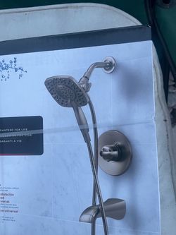 Delta Shower Faucet System with Hand Shower
