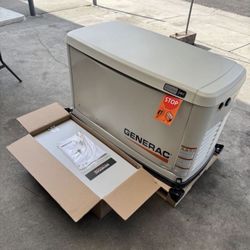 22,000 Watt - Dual Fuel Air- Cooled Whole House Home Standby Generator, Smart Home Monitoring & 200- AMP Transfer Switch