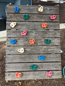 Rock/rope wall