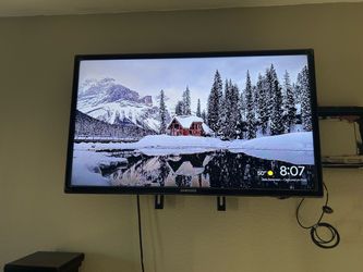 32 Inches Samsung TV With Remote Control