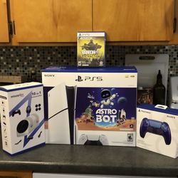 Ps5 Slim Disc Edition BRAND NEW SEALED NEVER BEEN OPENED