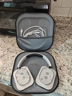Nothing Headphones 1
