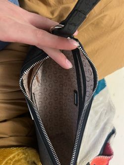 Black/ grey Guess shoulder bag