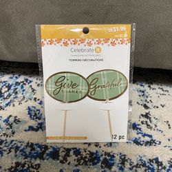 BRAND NEW 12 PC TOPPERS