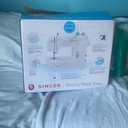 Singer, Sewing Machine, Preview Underwear, 2  Trust In The Lord With All Your Heart Signs ,2 Baskets And One Honey Container please rede scription 