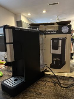Bella Coffee Maker (New)