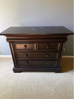 Free dresser
