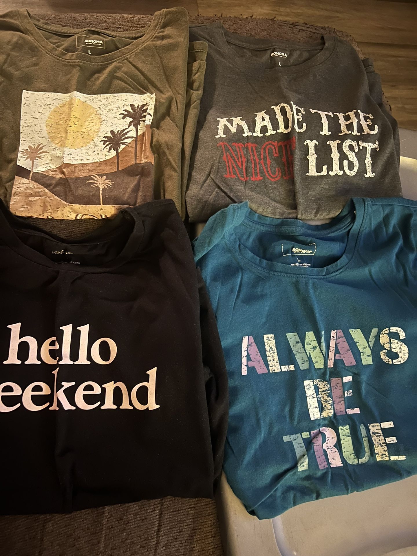 Women’s Clothes / Shirts Size Large / L