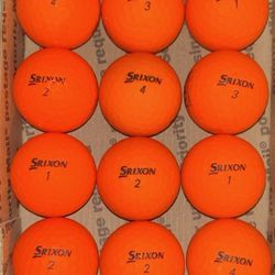 12 Srixon Soft Feel Matte Golf Balls 5/4a Lot D073