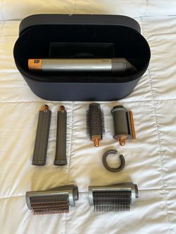 Dyson airwrap