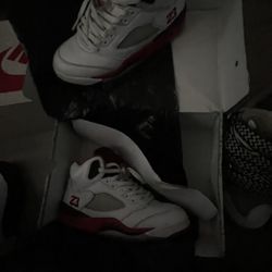 Jordan 5 Fire Red Size 8