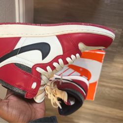 Jordan 1 lost & found size 7y