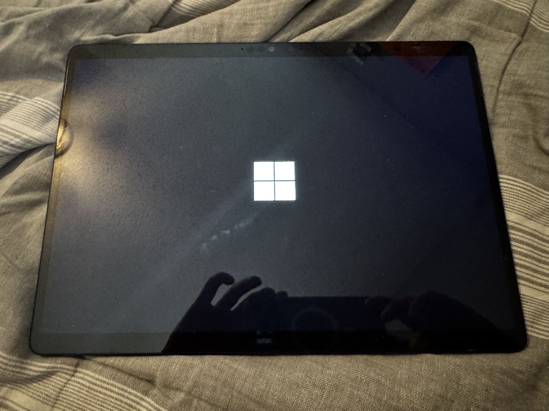 Microsoft Surface Pro X  TOUCHSCREEN 512GB Model 1876 – Laptop Only