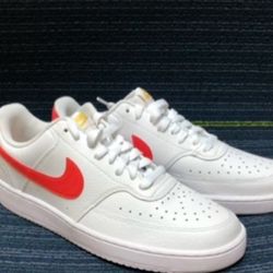 Nike Court 