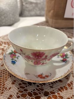 vintage set of tea cups