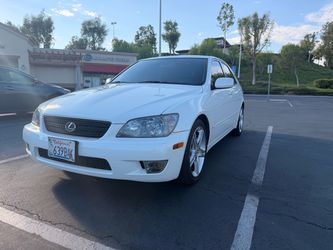 2005 Lexus IS 300