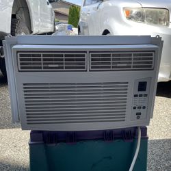 6000 BTU GE Window Air Conditioner 