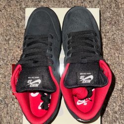 Nike Sb Dunk Low Supreme Size 9