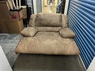 Os Chair