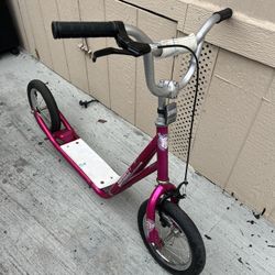 nice scooter for kids/- not electric / good condition 