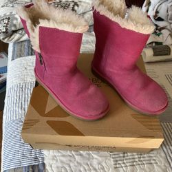 Kids Ugg Boots Size 3