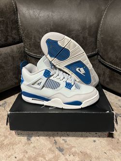 Jordan 4 Military Blue