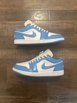 Air Jordan 1 Low SE ‘Legend Blue’