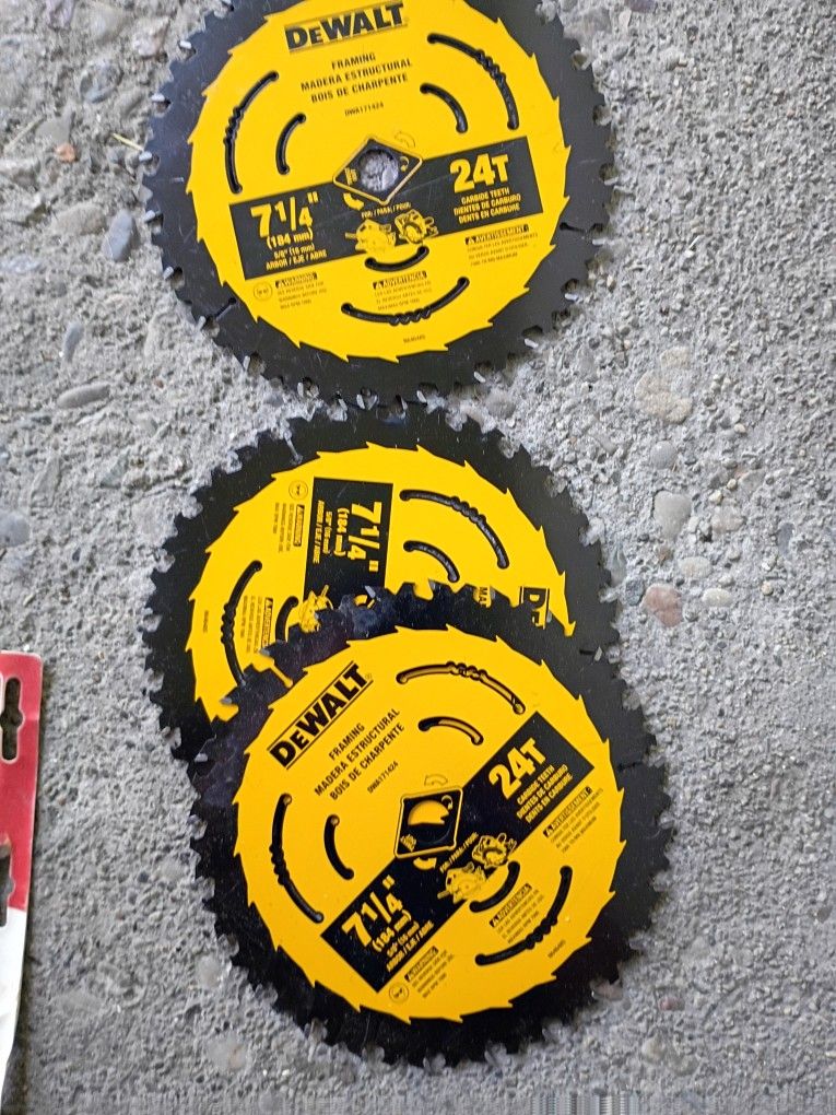 DeWalt Circular Saw Blade 7 1/4 Inch